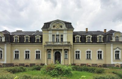 Character properties, Neo-baroque manor house Mielno in lake location