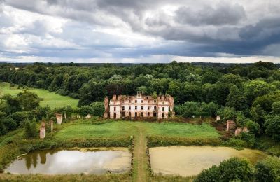 Castle for sale Słobity, Warmian-Masurian Voivodeship:  Drone