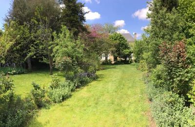 Manor House for sale Gémozac, New Aquitaine:  Der Garten