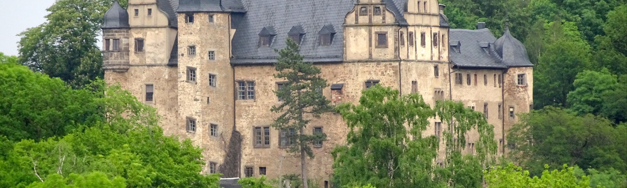 Photos Purchase a german castle: Könitz renaissance-style palace in Thuringia