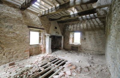 Medieval castle for sale 06019 Umbertide, Umbria, Image 24/33