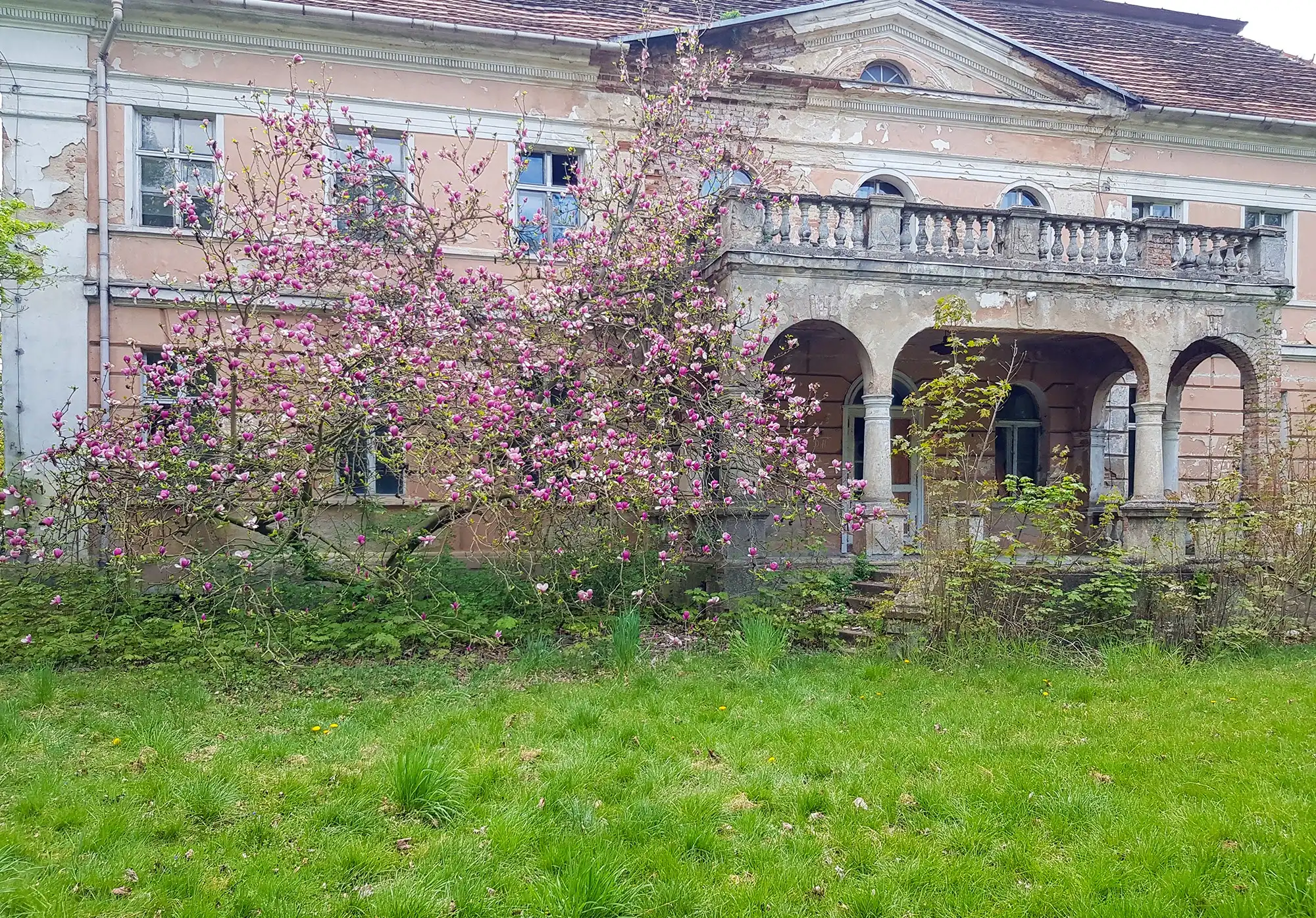 Photos Neoclassical country house in Greater Poland