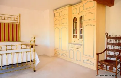 Manor House for sale Cuq-Toulza, Occitania:  Bedroom