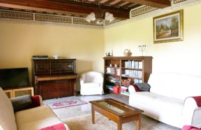 Manor House for sale Caprese Michelangelo, Tuscany:  