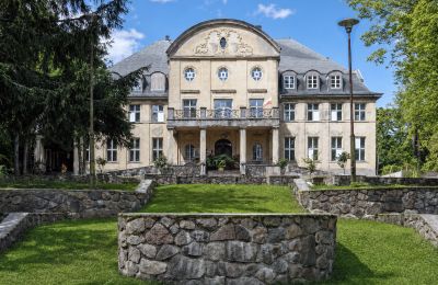 Historic properties, Country manor in the Pomerania lake district