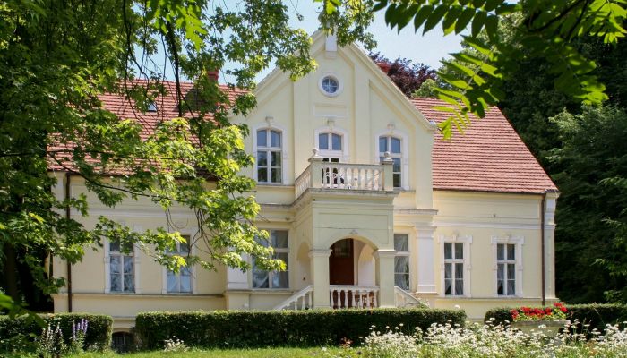 Manor House for sale Chojnice, Pomerania,  Poland