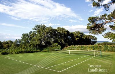 Historic Villa for sale Arezzo, Tuscany:  Tenniscourt