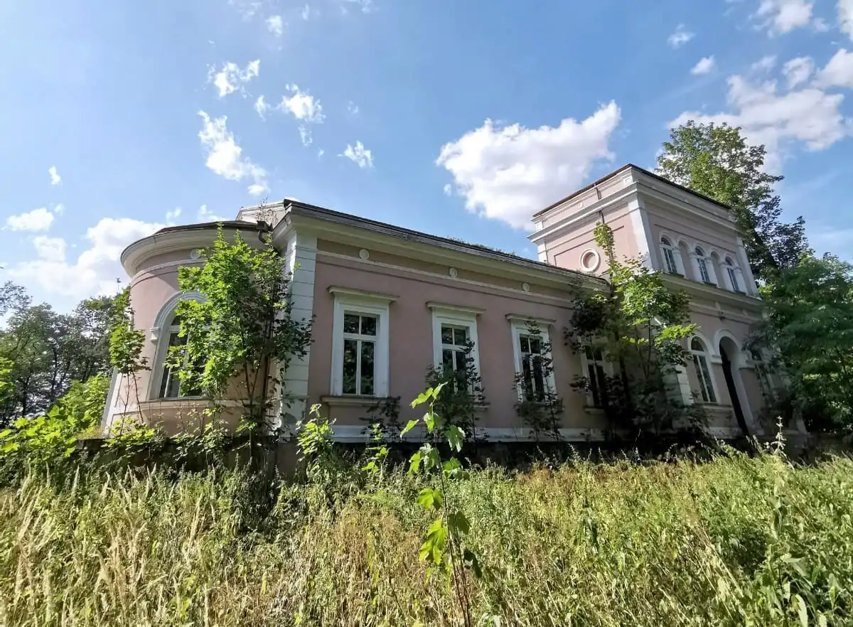 Photos Gutshaus in Lubiatów, südlich der Stadt Lodz