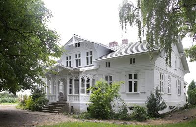 Character properties, Cozy and rare wooden manor near Malbork, Pomerania