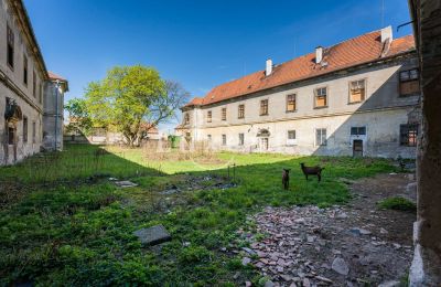 Castle for sale Cítoliby, Zamek Cítoliby, Ústecký kraj:  