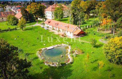 Castle for sale Mirošov, Zámek Mirošov, Plzeňský kraj:  