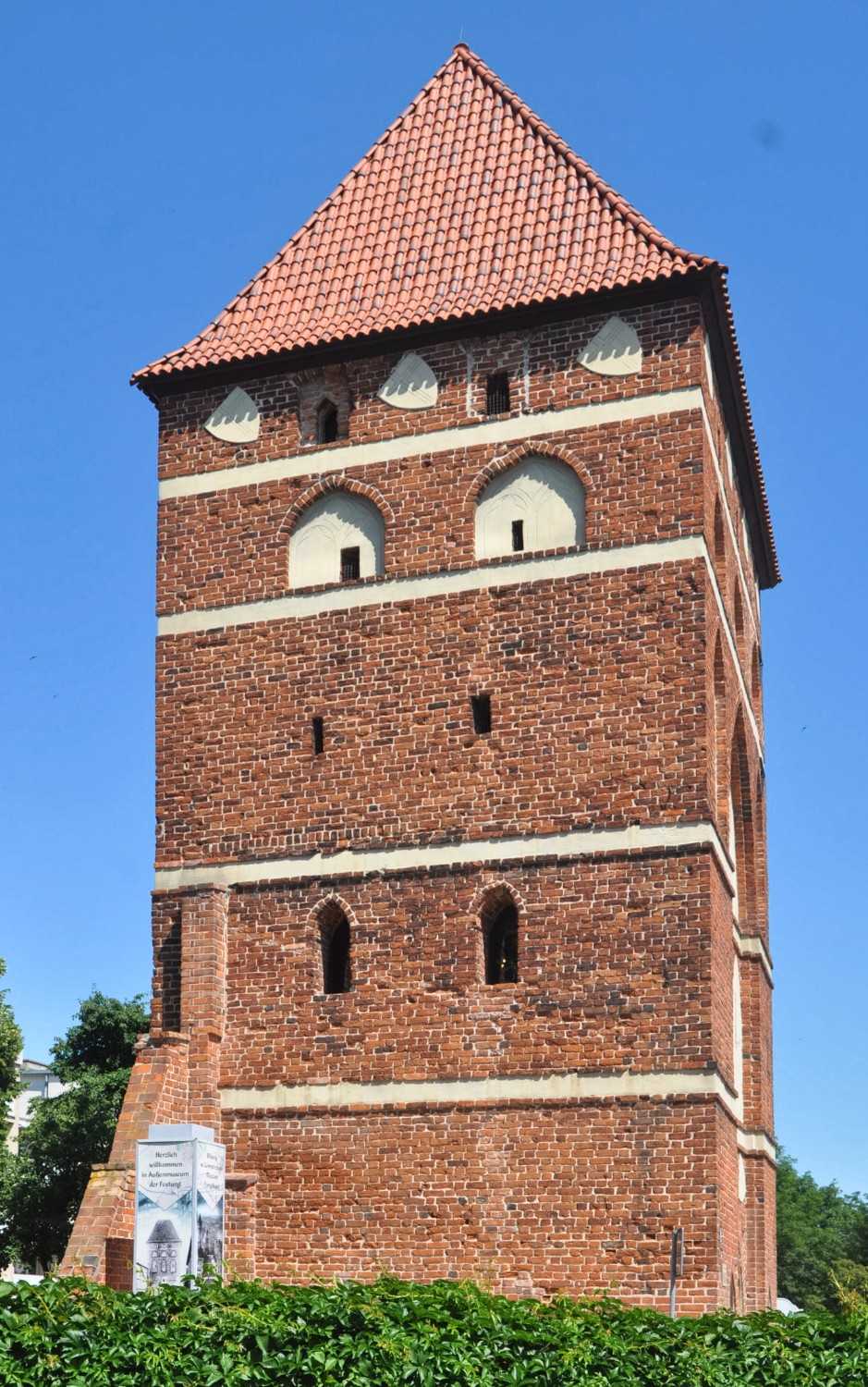 Photos Historical tower in the old town of Malbork