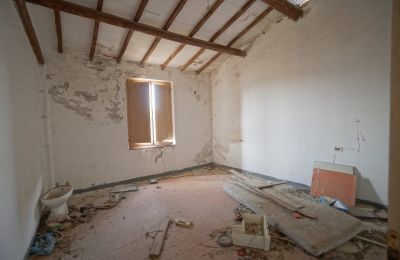 Country home for sale 06019 Umbertide, Umbria, Image 6/20