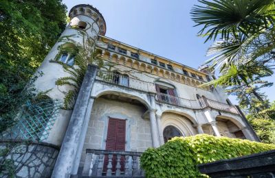 Historic Villa for sale 28838 Stresa, Via Giuseppe Mazzini, Piemont:  