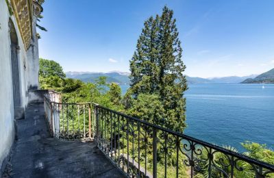 Historic Villa for sale 28838 Stresa, Via Giuseppe Mazzini, Piemont:  