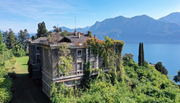 Historic Villa for sale Verbania, Piemont