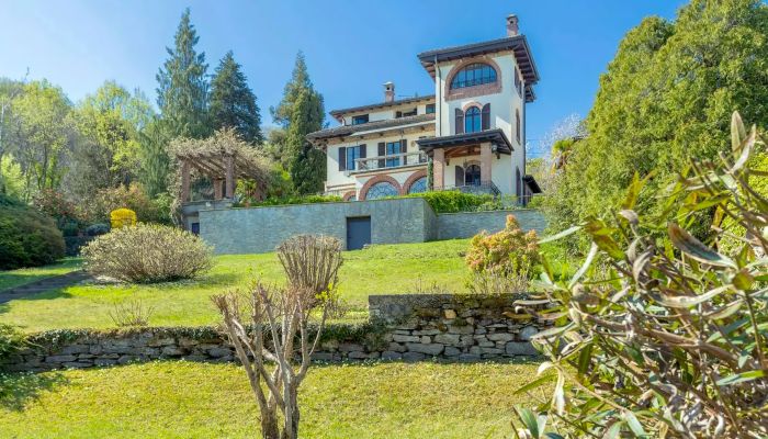 Historic Villa for sale 28838 Stresa, Piemont,  Italy