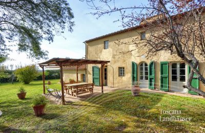 Country House for sale Castagneto Carducci, Tuscany:  RIF 3057 Pergola am Haus
