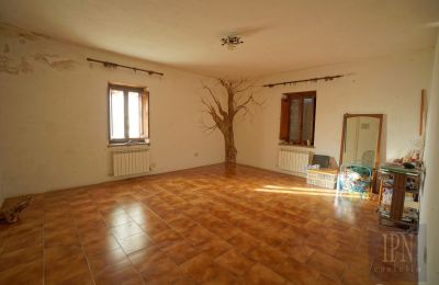 Country home for sale 06019 Preggio, Umbria, Bedroom