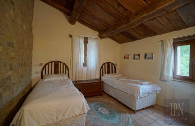 Country property for sale 06026 Pietralunga, Umbria, Image 11/28