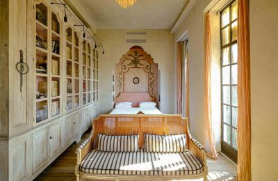 Historic Villa for sale İstanbul, Tom Tom, Nur-i Ziya Sokak, Image 22/33