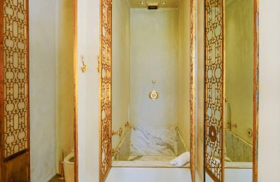 Historic Villa for sale İstanbul, Tom Tom, Nur-i Ziya Sokak, Image 26/33