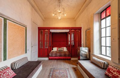Historic Villa for sale İstanbul, Tom Tom, Nur-i Ziya Sokak, Image 27/33