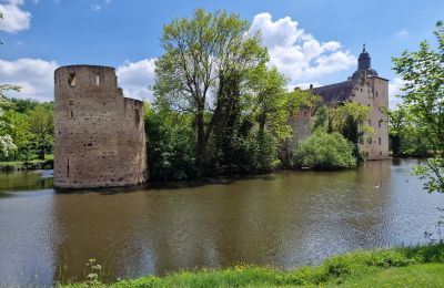 Medieval Castle for sale 53881 Wißkirchen, Burg Veynau 1, North Rhine-Westphalia:  