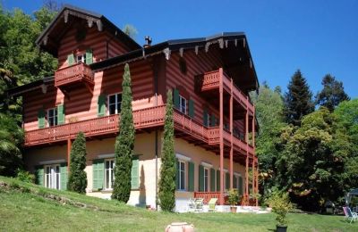 Historic Villa for sale 28823 Ghiffa, Piemont:  Exterior View