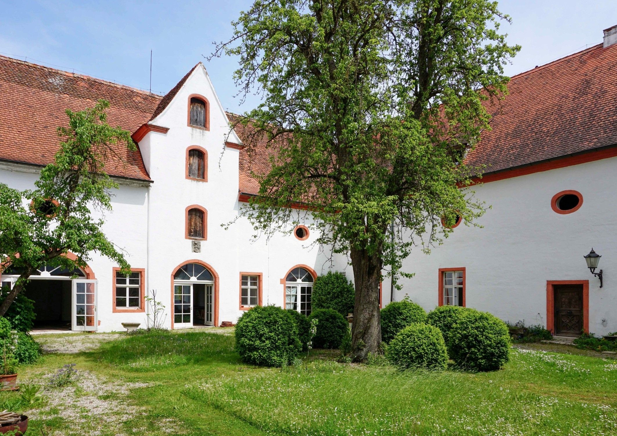 Photos Stopfenheim Castle in Bavaria