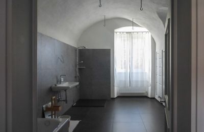 Castle for sale 91792 Ellingen, An der Vogtei 2, Bavaria, Bathroom