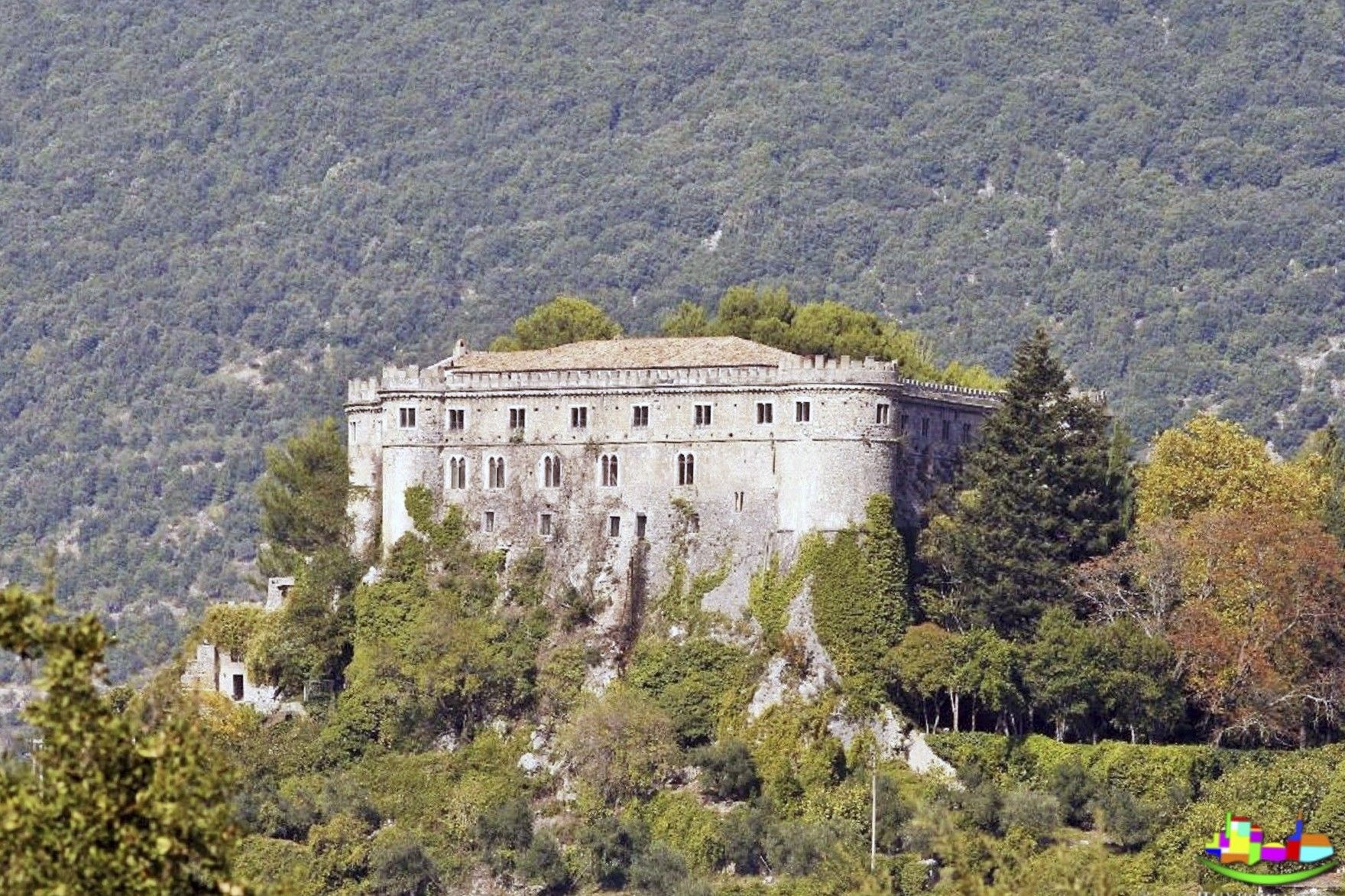 Photos Castle in the Abruzzo region
