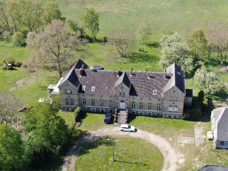 Manor House for sale Mecklenburg-West Pomerania:  Exterior View