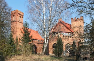 Medieval Castle for sale Opaleniec, Mazovia, Image 2/20