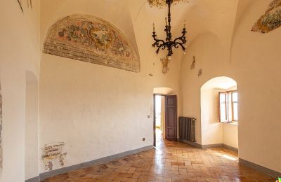 Historic Villa for sale 05023 Civitella del Lago, Umbria:  Details