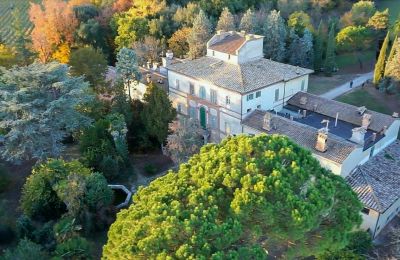 Character properties, Beautiful country mansion/palazzo with park in Marsciano
