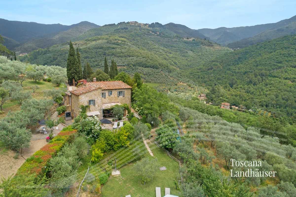 Photos Loro Ciuffenna - Romantic Country home with Pool in Panoramic Location