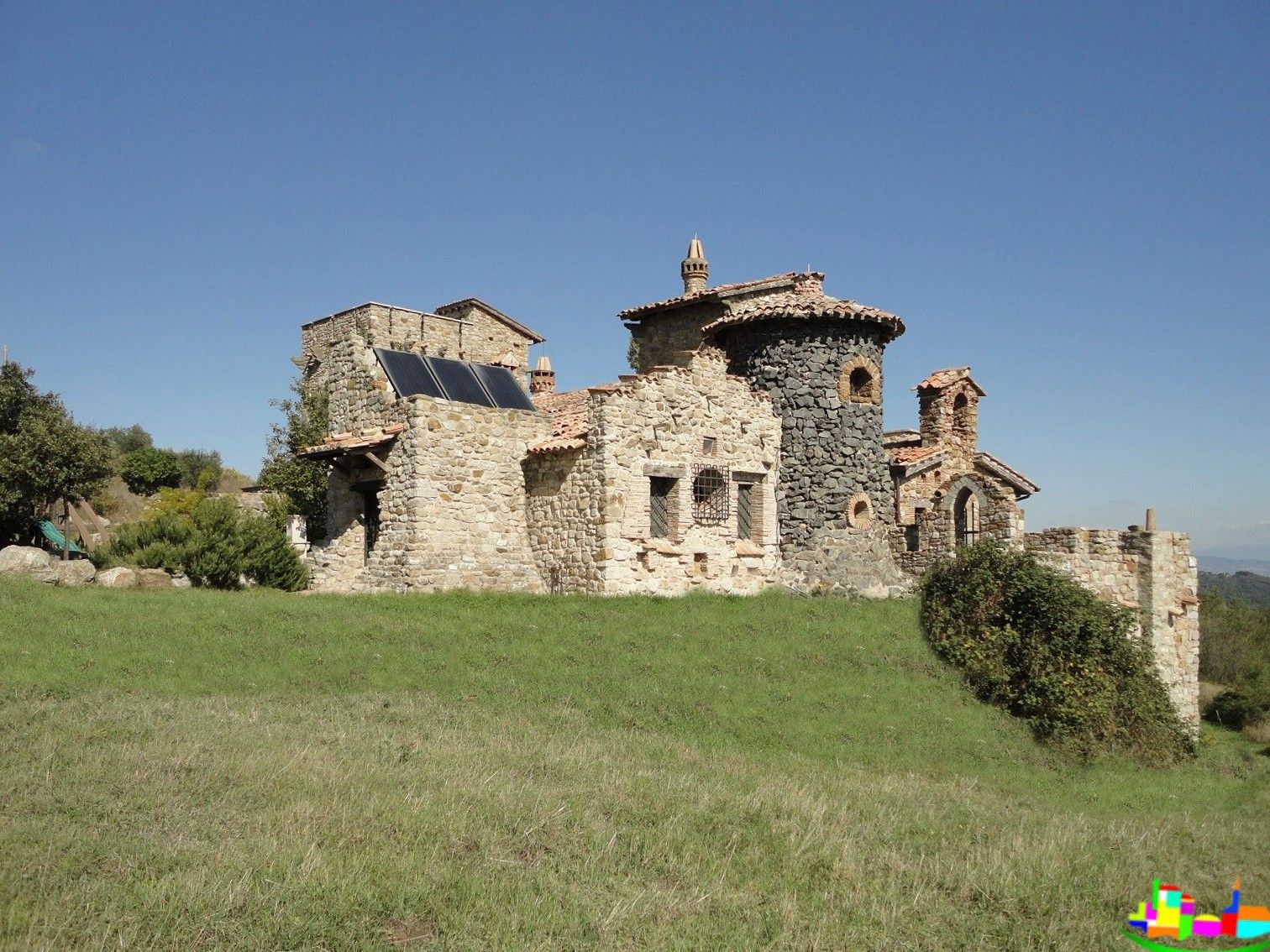 Photos Umbrian Castle for Sale with Panoramic Views