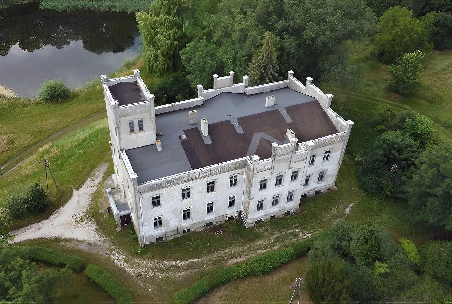 Manor House for sale Górki Dąbskie, 89-240 Górki Dąbskie 1, Kuyavian-Pomeranian Voivodeship:  Drone