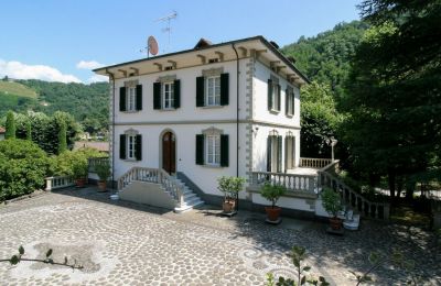 Historic Villa for sale Bagni di Lucca, Tuscany, Image 1/16