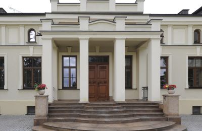 Manor House for sale Cieszanowice, Cieszanowice  59, Łódź Voivodeship:  Portico