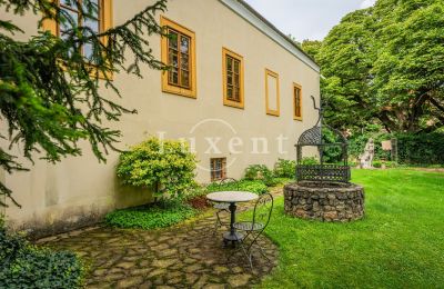 Medieval Castle for sale Třebotov, Třebotov tvrz, Středočeský kraj:  