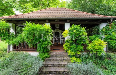 Medieval Castle for sale Třebotov, Třebotov tvrz, Středočeský kraj:  