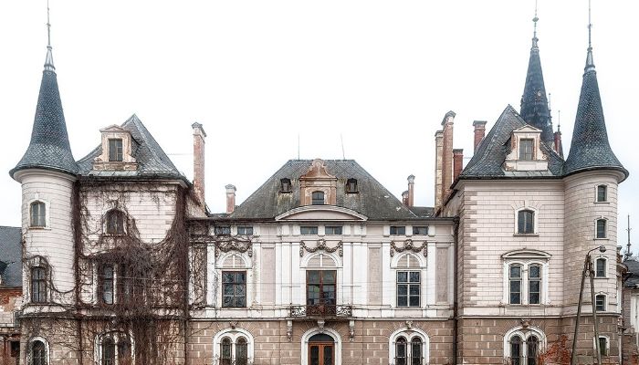 Bożków castle in Lower Silesia