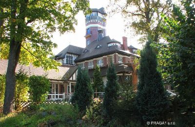 Historic Villa for sale Karlovarský kraj:  Exterior View