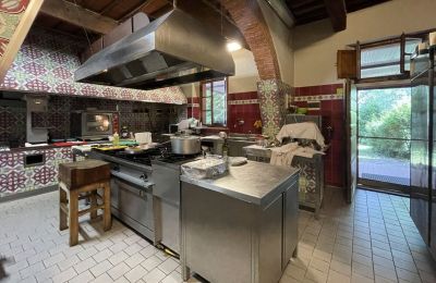 Historic Villa for sale Lavaiano, Tuscany, Image 8/11