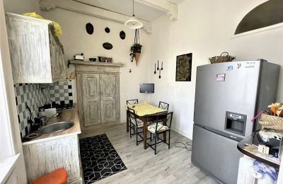 Historic Villa for sale Verbano-Cusio-Ossola, Intra, Piemont, Kitchen