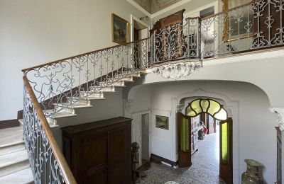 Historic Villa for sale Verbano-Cusio-Ossola, Intra, Piemont, Hallway