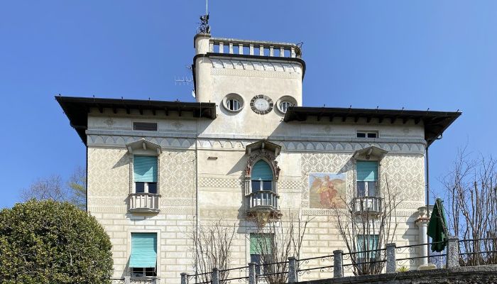 Historic Villa Verbania 1