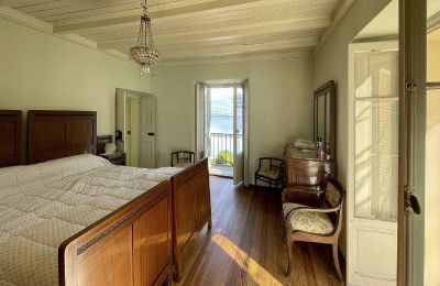 Historic Villa for sale 28824 Oggebbio, Piemont, Bedroom